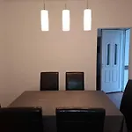 Ilona Apartmanhaz 아파트 시오포크