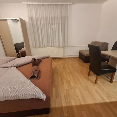 Ilona Apartmanhaz Διαμέρισμα *