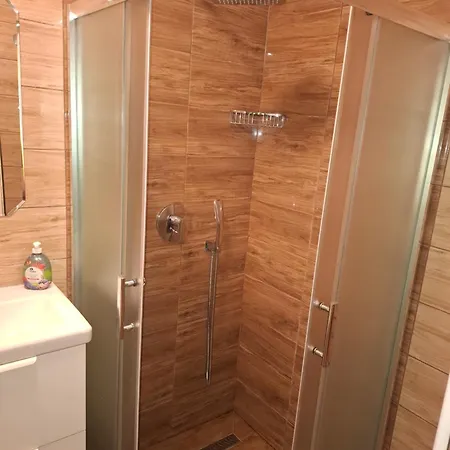 Ilona Apartmanhaz Siófok