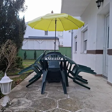 Ilona Apartmanhaz Lejlighed