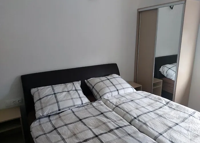 Ilona Apartmanhaz Daire *