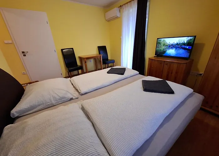 Ilona Apartmanhaz * Siófok