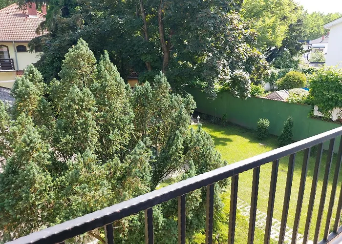 Ilona Apartmanhaz Daire *