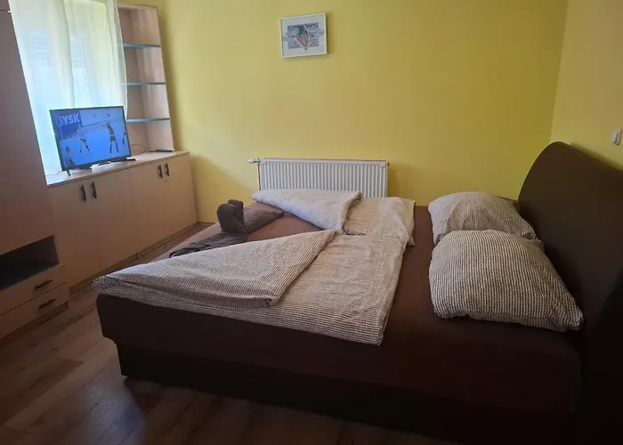 Daire Ilona Apartmanhaz *