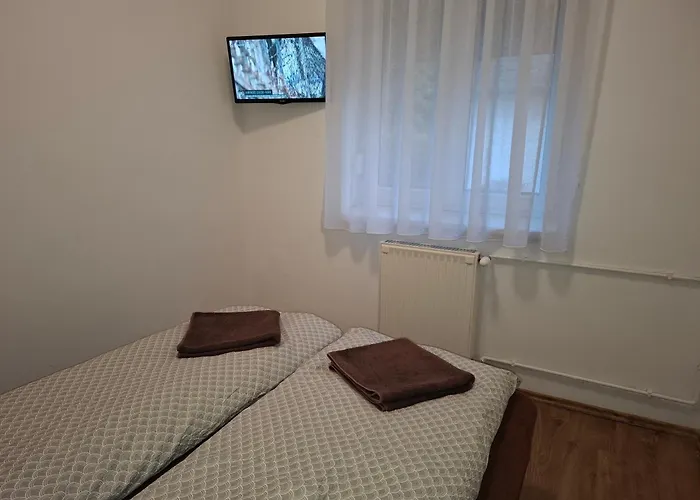 Ilona Apartmanhaz *