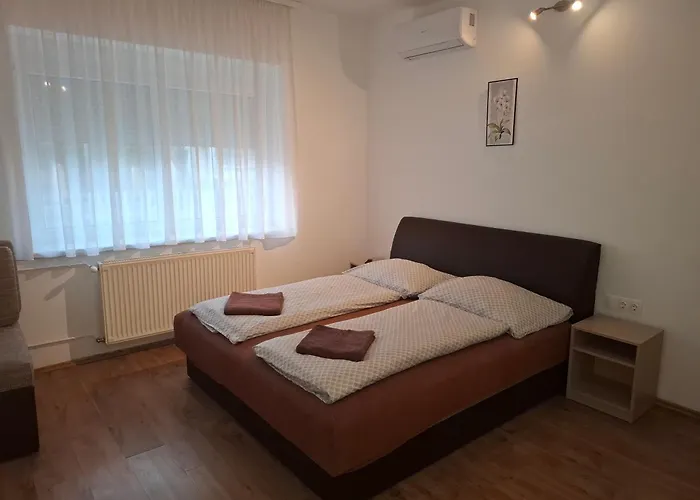 Ilona Apartmanhaz Siófok