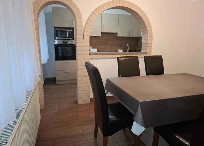 Ilona Apartmanhaz Daire