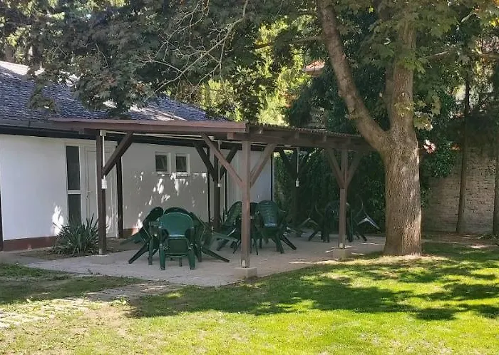 Ilona Apartmanhaz Daire *