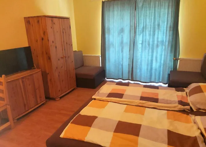 Daire Ilona Apartmanhaz *